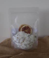 Image 3 of Unwind - Milk Foot Soak 150g