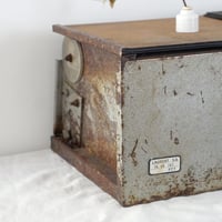 Image 4 of Meuble de tri "PTT"