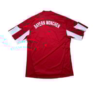 Image 2 of Bayern Munich Home Shirt 2010 - 2011 (L)