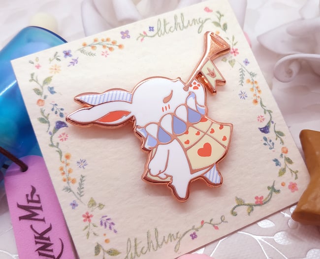 [PREORDER]✦White Rabbit enamel pin✦