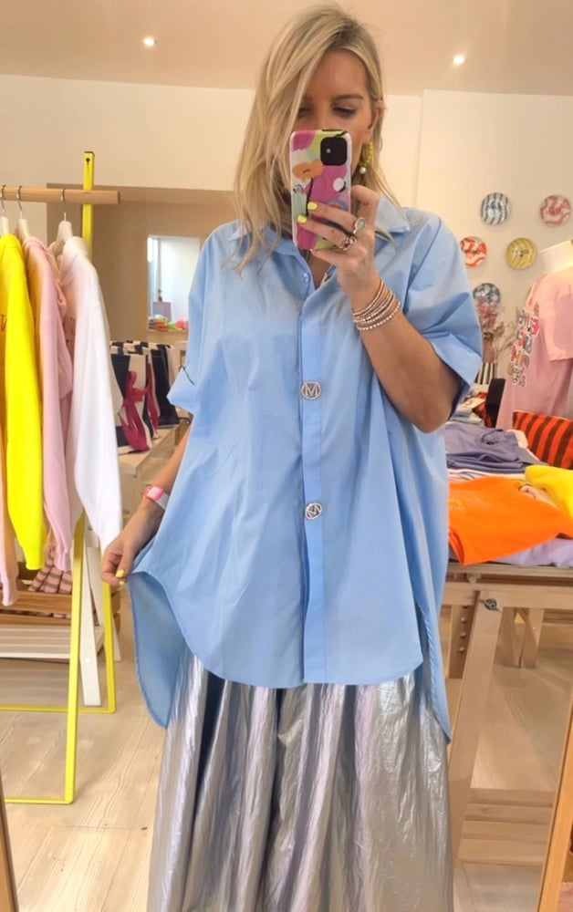 Image of Light blue short sleeve shirt