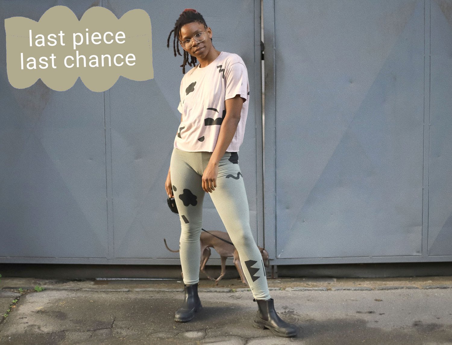 Image of DUSTY GREEN LEGGINGS