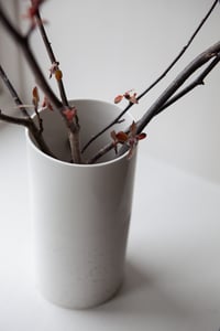Image 4 of Stor vase