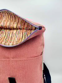 Image 3 of Mochila Iconic rojo de Numon