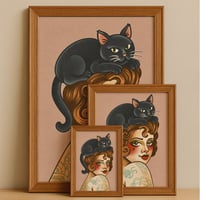 Image 2 of Lamina Lady Cat