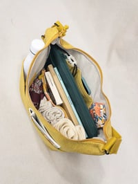 Image 3 of Bolso Valise Sant Jordi´25 de Numon