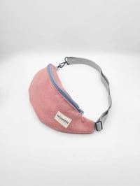 Image 1 of Riñonera Rojo rosado de Numon