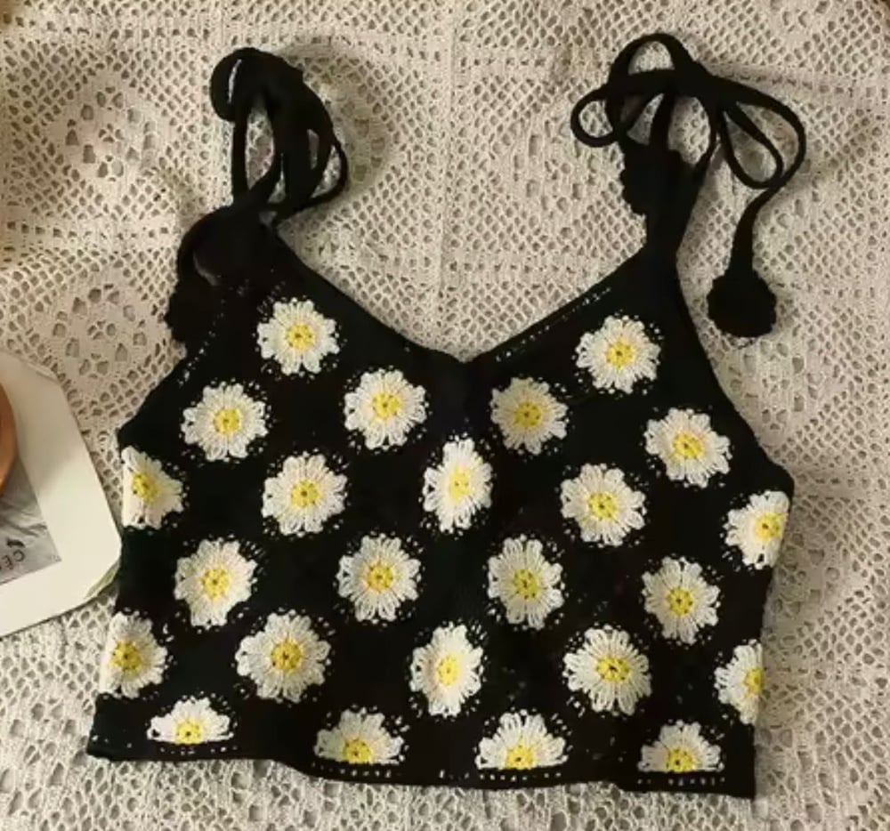 Image of Daisy Crochet Crop🌼