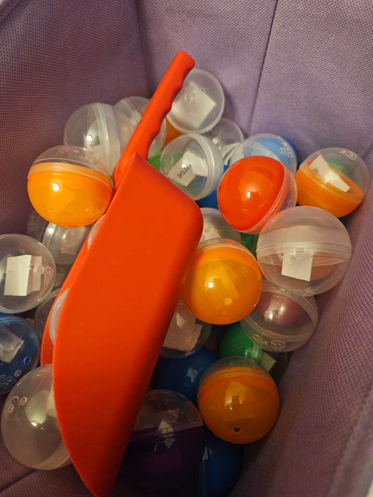 Image of Kawaii Lucky Ball Scoop