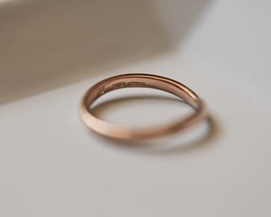 Image of 18ct rose gold, 2mm, Barleycorn design wishbone ring
