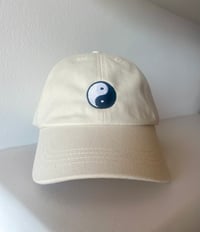Image 1 of Gorra Ert Yin or Yang Dad Cap