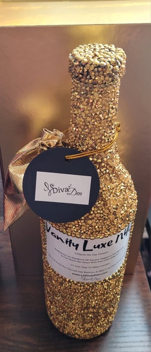 Image of The ELEGANTE Birthday Bottle