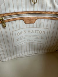 Image 18 of Louis Vuitton Neverfull MM Damier Azur