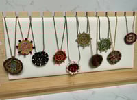 Image 2 of Flor Choose your Color