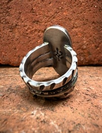 Image 4 of WL&A Handmade Heavy Ingot Old Style Split Band Spotted Quartz No 8 Turquoise Ring - Size 8