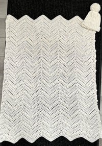 Image 1 of Hugs & Kisses Baby Blanket