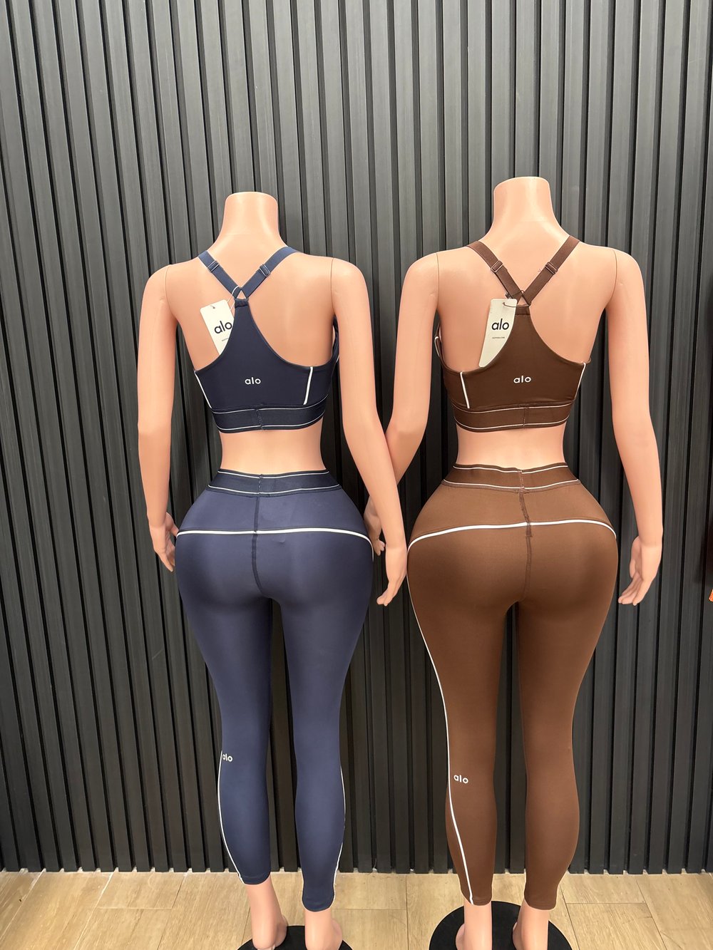 Image of A L O set-new 
