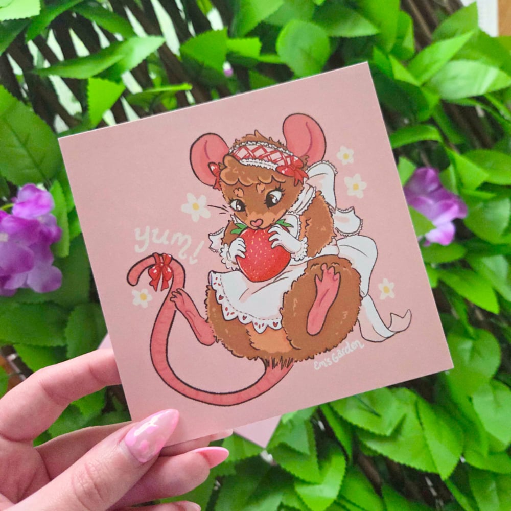 Image of Sweet Strawberry Mouse Greeting Card with Envelope Set