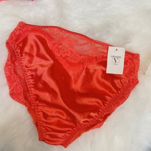 Image of Valentino Intimo Vintage 2 Pc Satin Lounge Set - NWT, Size S