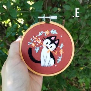 🧵 Broderie - Mini-Chat
