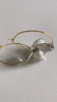 Image 3 of WHITE GLASS