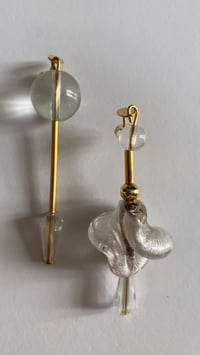 Image 3 of WHITE GLASS TRIADISCHES