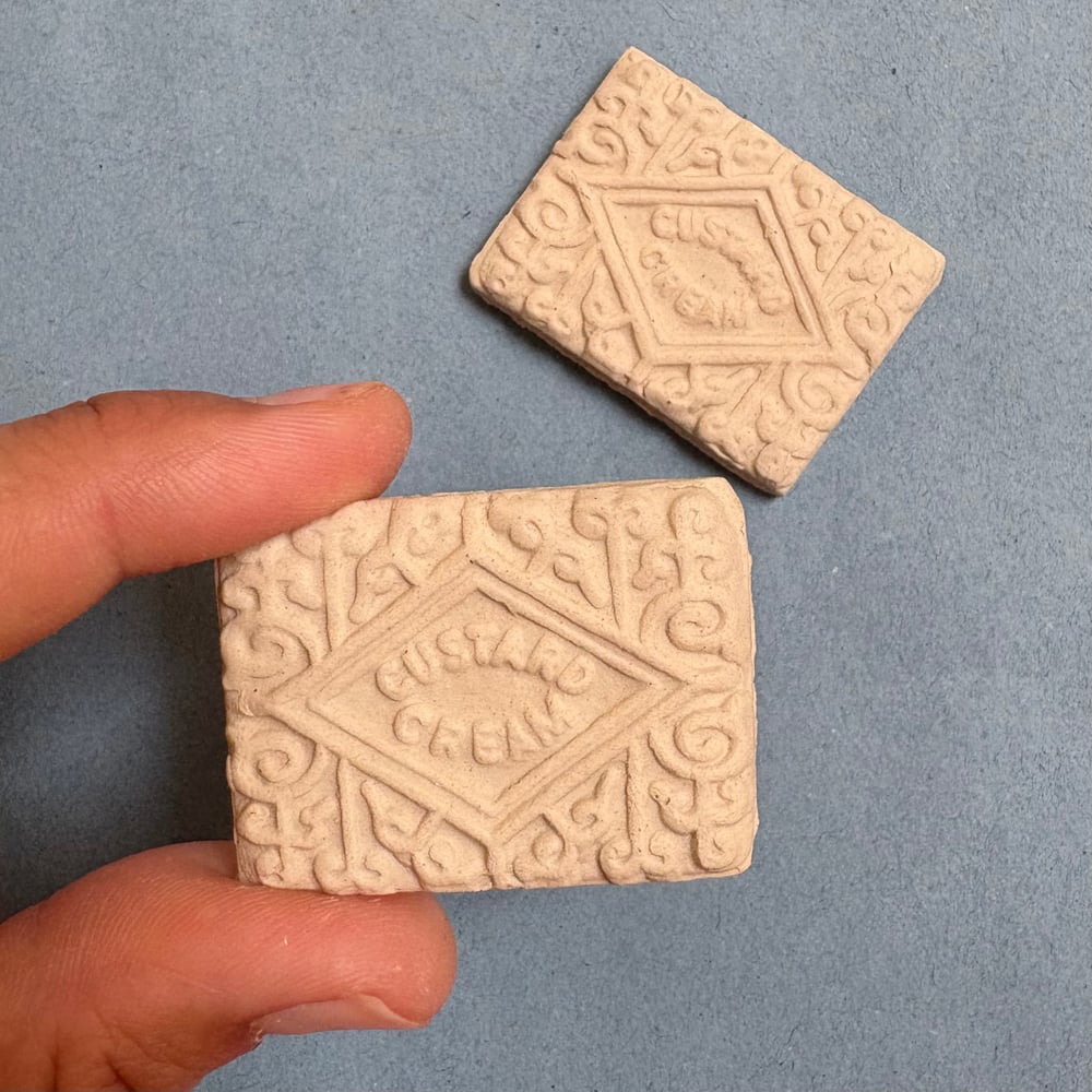 Image of Real size ceramic biscuits