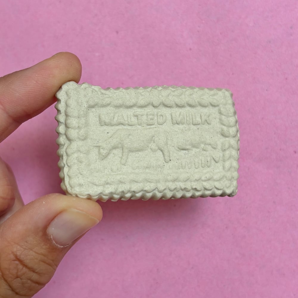 Image of Real size ceramic biscuits
