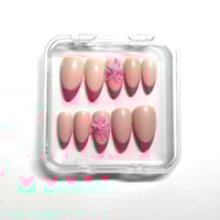 Image 1 of Priklijuojami nagai - Sugar Petals  (Vidutinio ilgio)