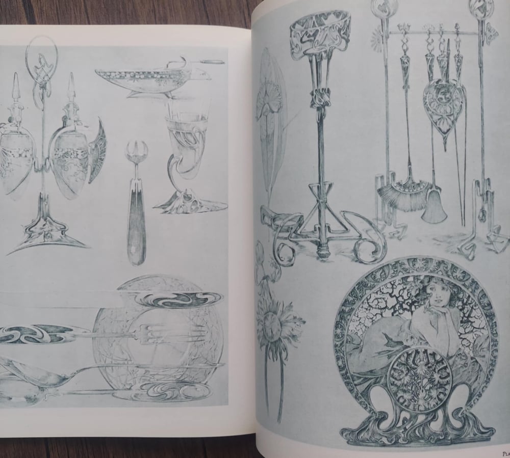 The Art Nouveau Style Book of Alphonse Mucha