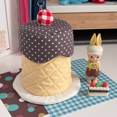 Image of pudding trinket jar