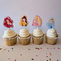 Image 2 of Princesas Cupcake Toppers Sets de 12 y 24