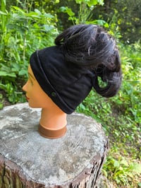 Image 3 of Linen Snappy Ponytail Hat in Black 