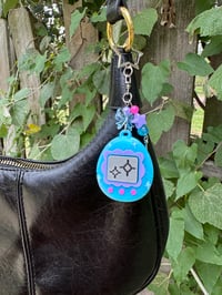 Image 3 of Virtual pet clicker fidget keychain