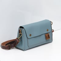 Image 2 of Kutson Sling wide in pebbled aqua