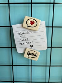 Image 4 of Love or Hello Speech Bubble Ceramic Magnets (set of 2)