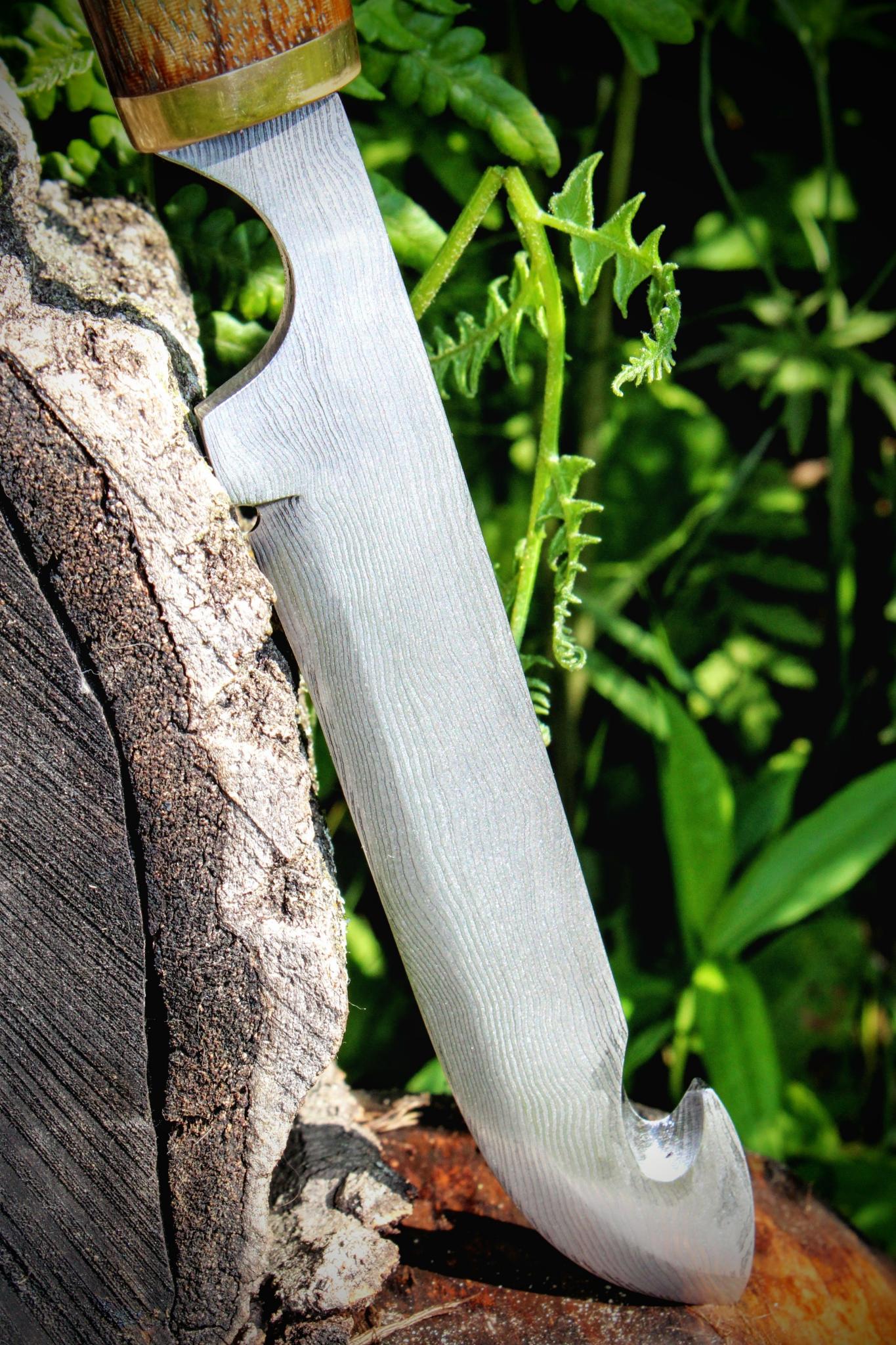 Image of Lightweight Damascus Gut Hook Hunter Knife