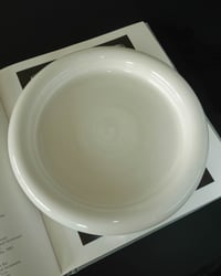 Image 1 of Chunky Plate in White Gloss