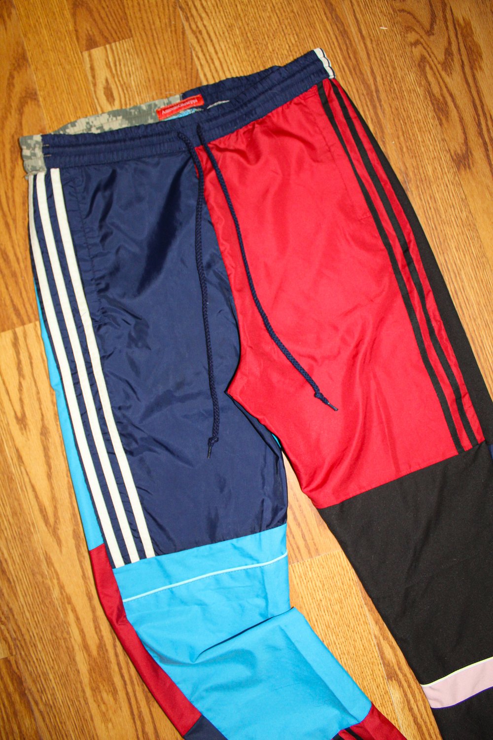 TOO MANY STRIPES JOGGER (S)