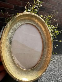 Image 3 of Small Oval Vintage Frame