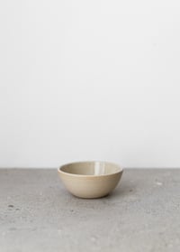 Image 1 of Dip bowl in Sand