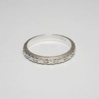 Image 1 of Vintage 14k White Gold Pattern Band - Vintage White Gold Pattern Band - Rare, Size 6 1/2