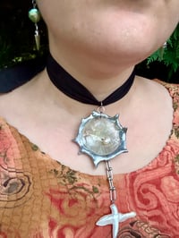 Image 1 of Spiky Jingle Shell Tie Choker 