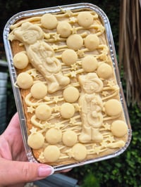 Milky Bar Blondie Tray