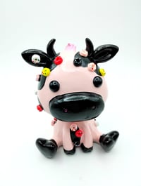 Image 3 of Donut Have a Cow, Man