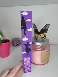 Image 2 of Paperback Daydream by Hannah Grace 