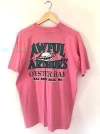Awful Arthurs Oyster Bar Pink Single Stitch 90s T-Shirt Size XL Made In USA On Fruit Of The Loom