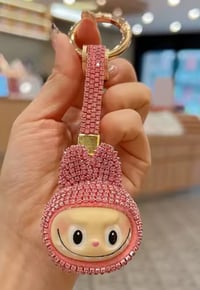Image 4 of Labubu keychain 