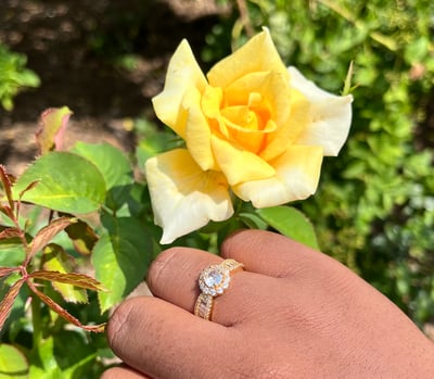 Image of ROUND STONE PURITY RING