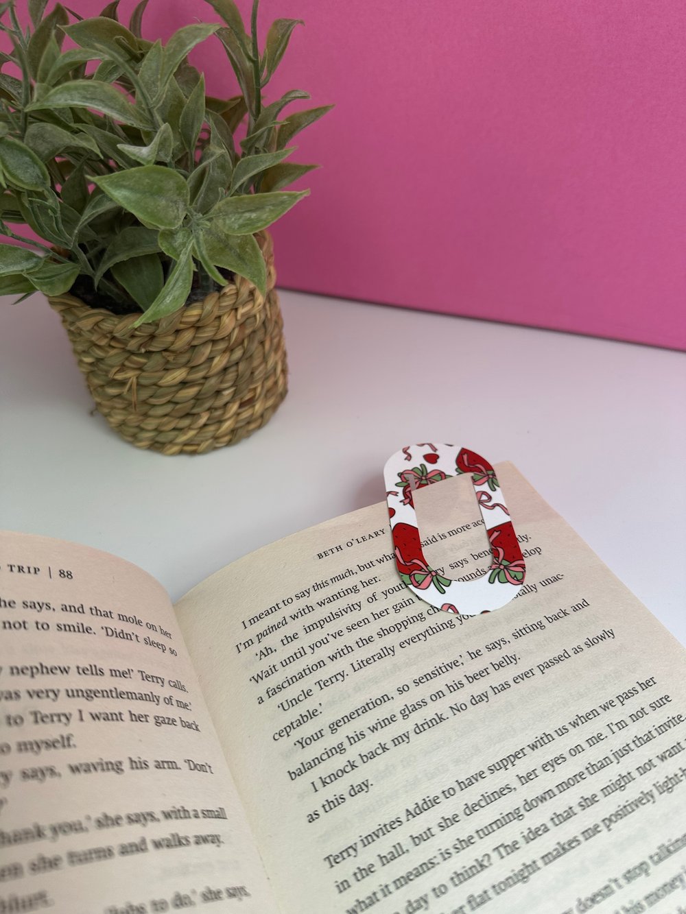 Image of 'Strawberry Bow' Bookmark